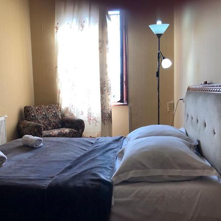 Lucky Family Hotel 第比利斯 外观 照片