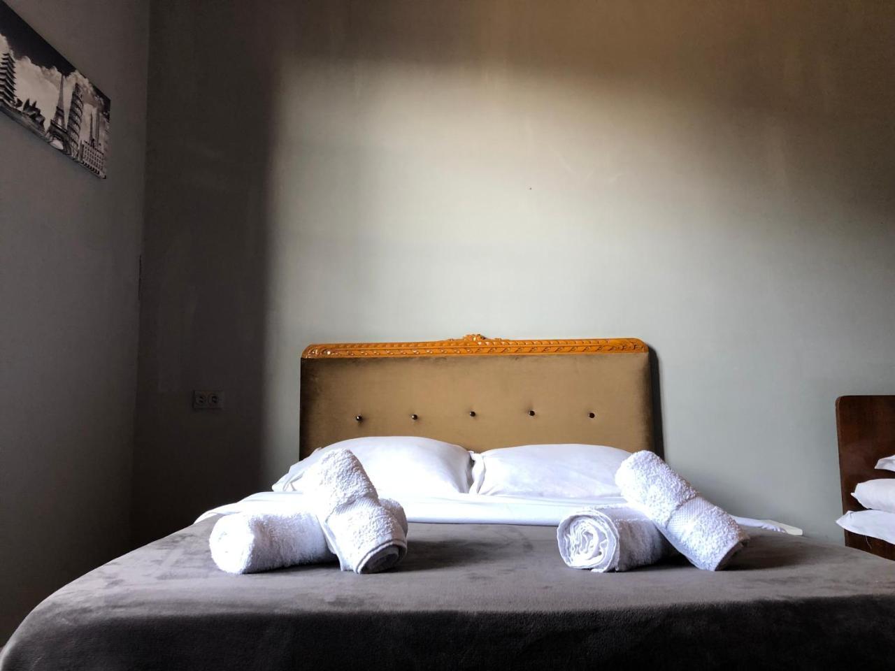 Lucky Family Hotel 第比利斯 外观 照片
