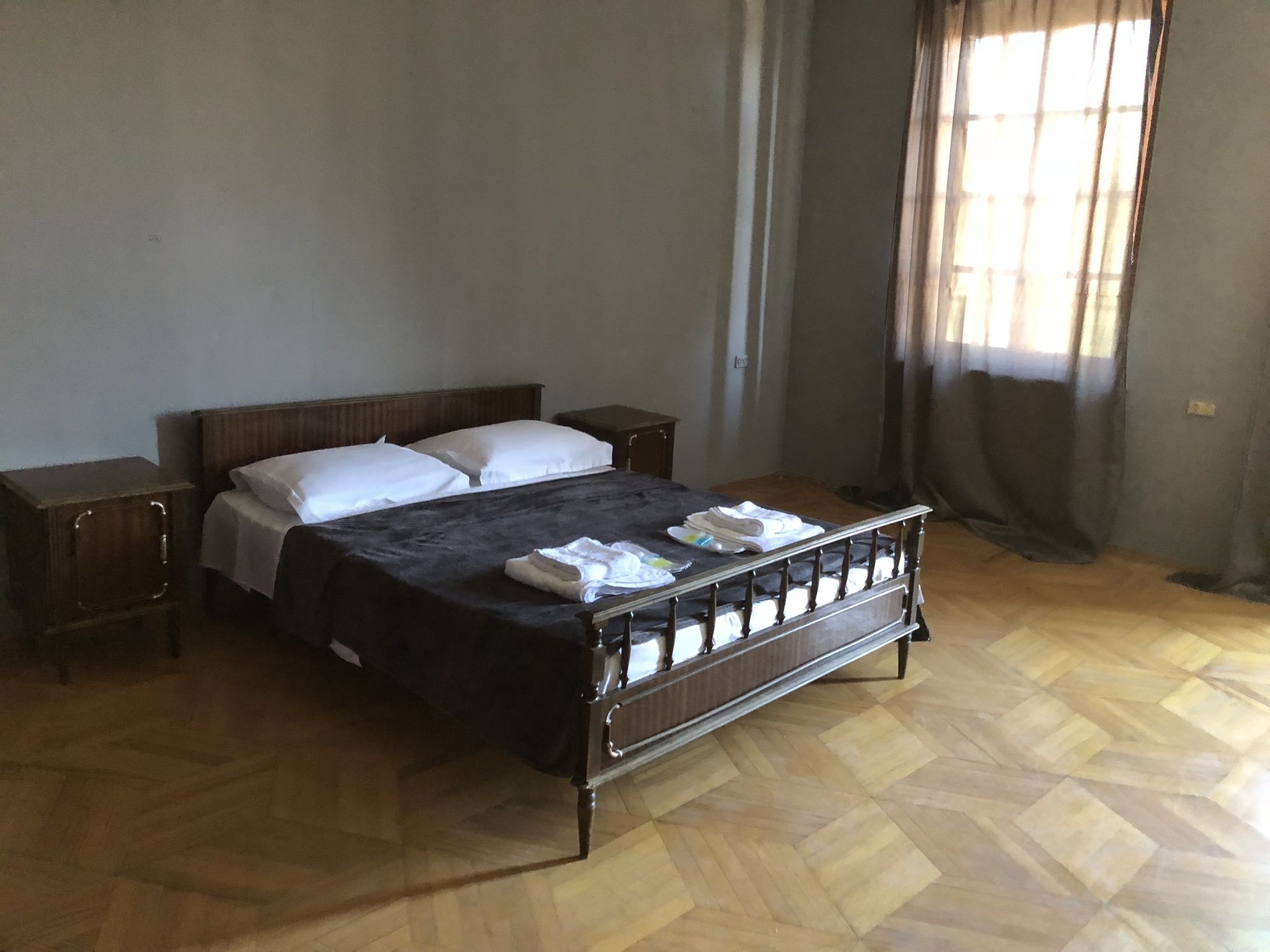 Lucky Family Hotel 第比利斯 外观 照片
